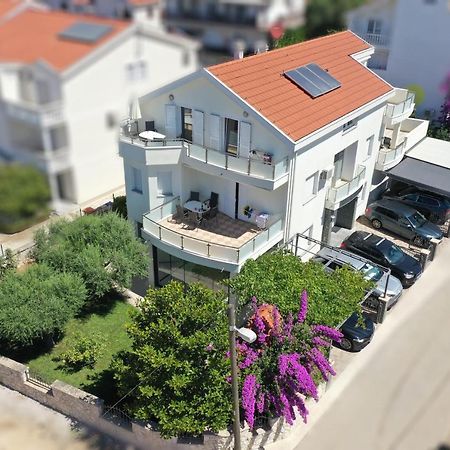 Apartments Dumancic Biograd Na Moru Exterior foto