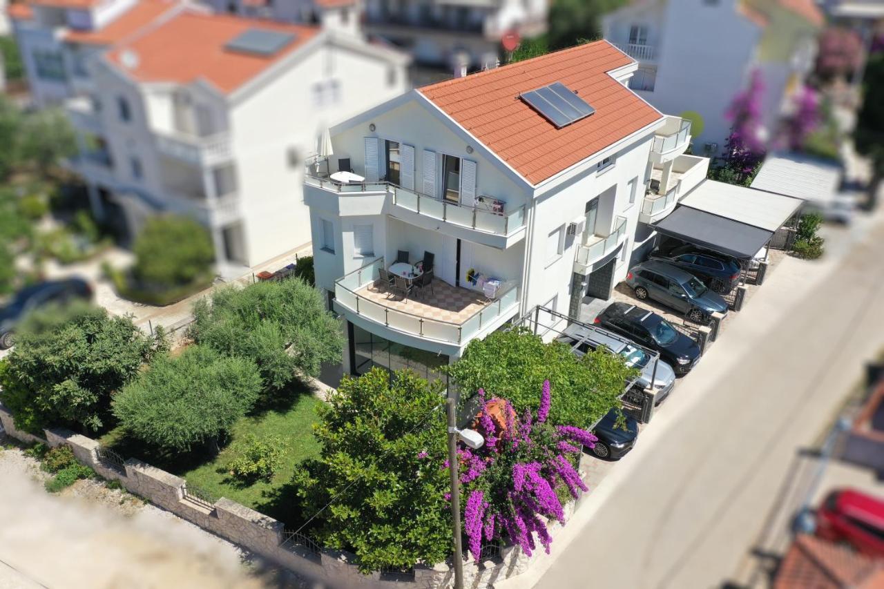 Apartments Dumancic Biograd Na Moru Exterior foto