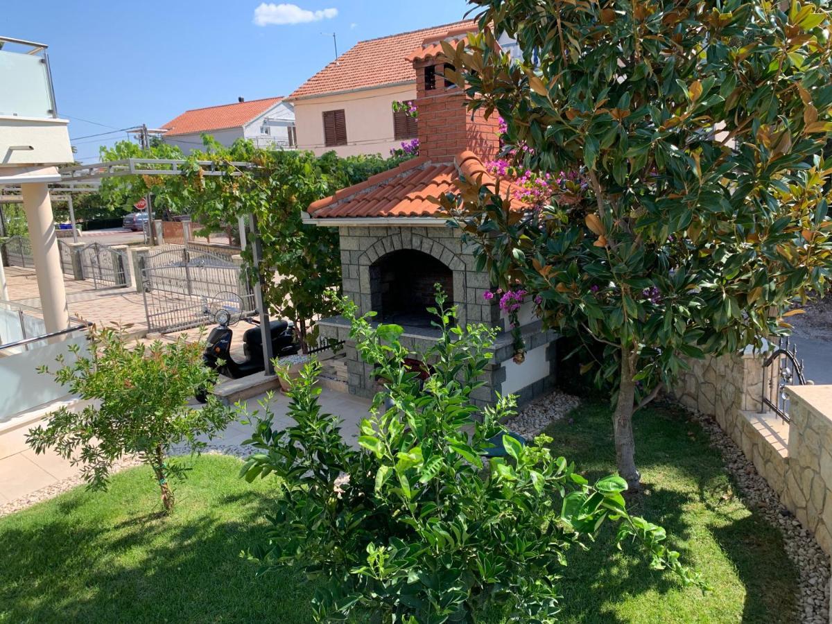 Apartments Dumancic Biograd Na Moru Exterior foto