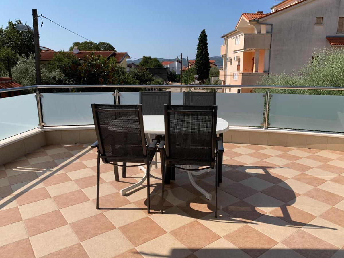 Apartments Dumancic Biograd Na Moru Exterior foto