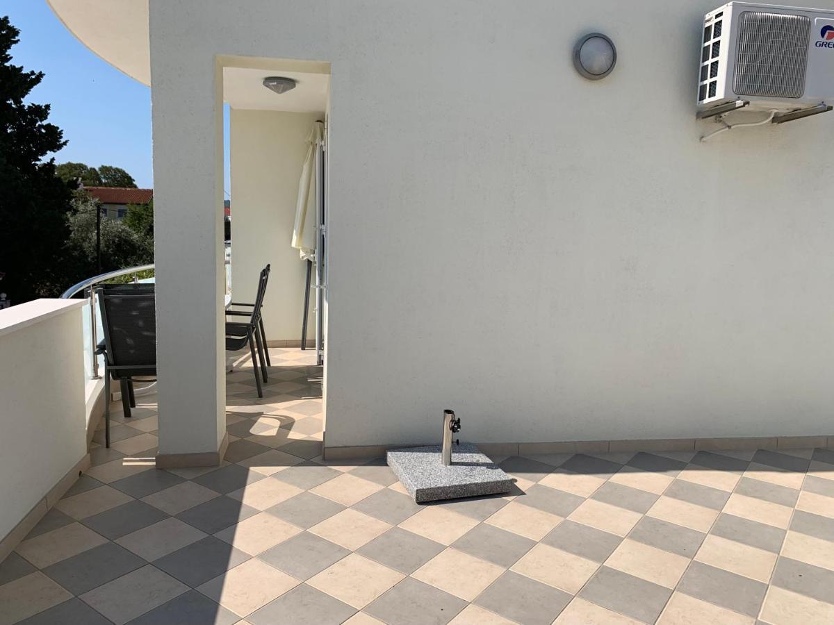 Apartments Dumancic Biograd Na Moru Exterior foto