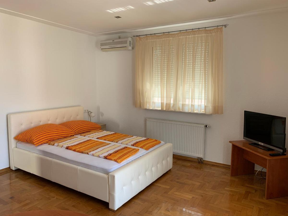 Apartments Dumancic Biograd Na Moru Exterior foto